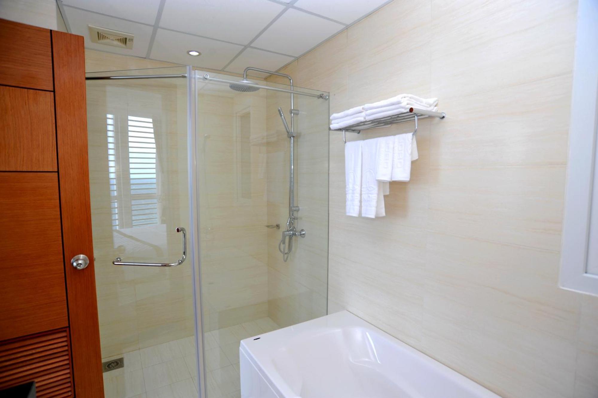 Dendro Beachfront Hotel Nha Trang Oda fotoğraf